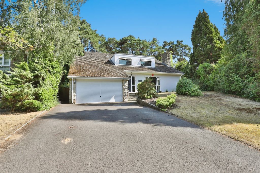 Property photo 1 of 15 Photo