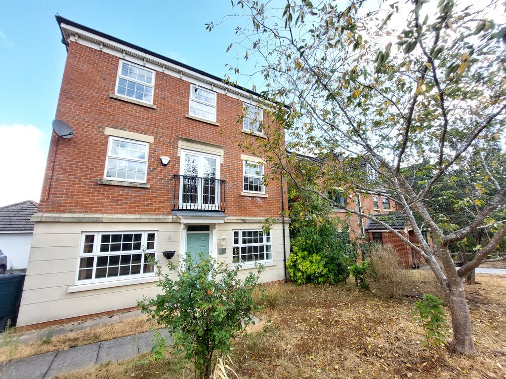 Property photo 1 of 15