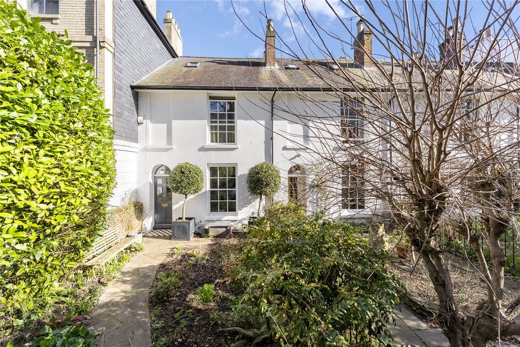 Property photo 1 of 24 Picture No. 20