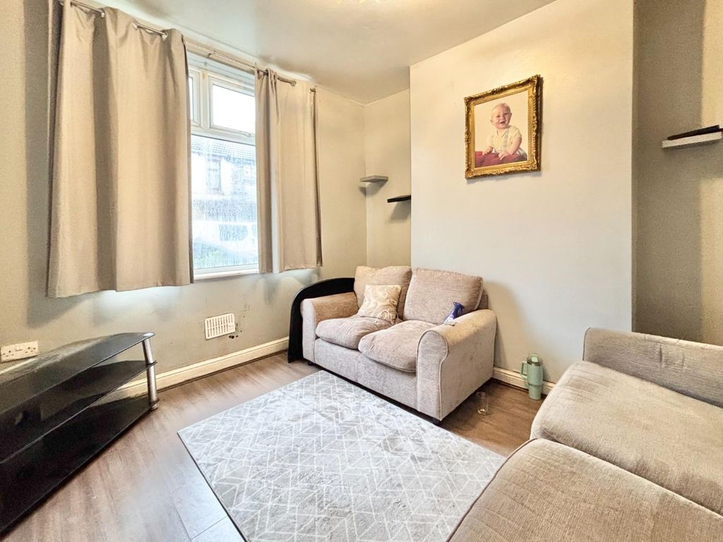 Property photo 2 of 10 Img_8299.Jpg