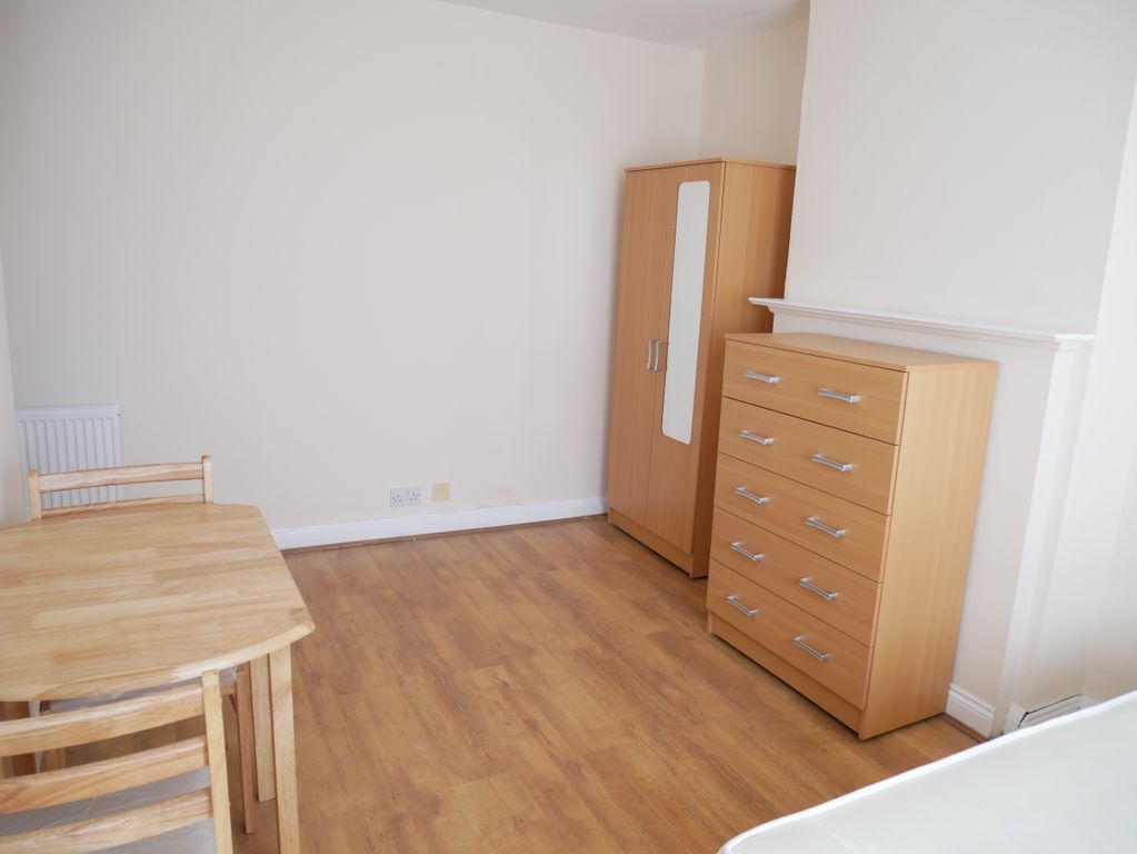 Property photo 2 of 4