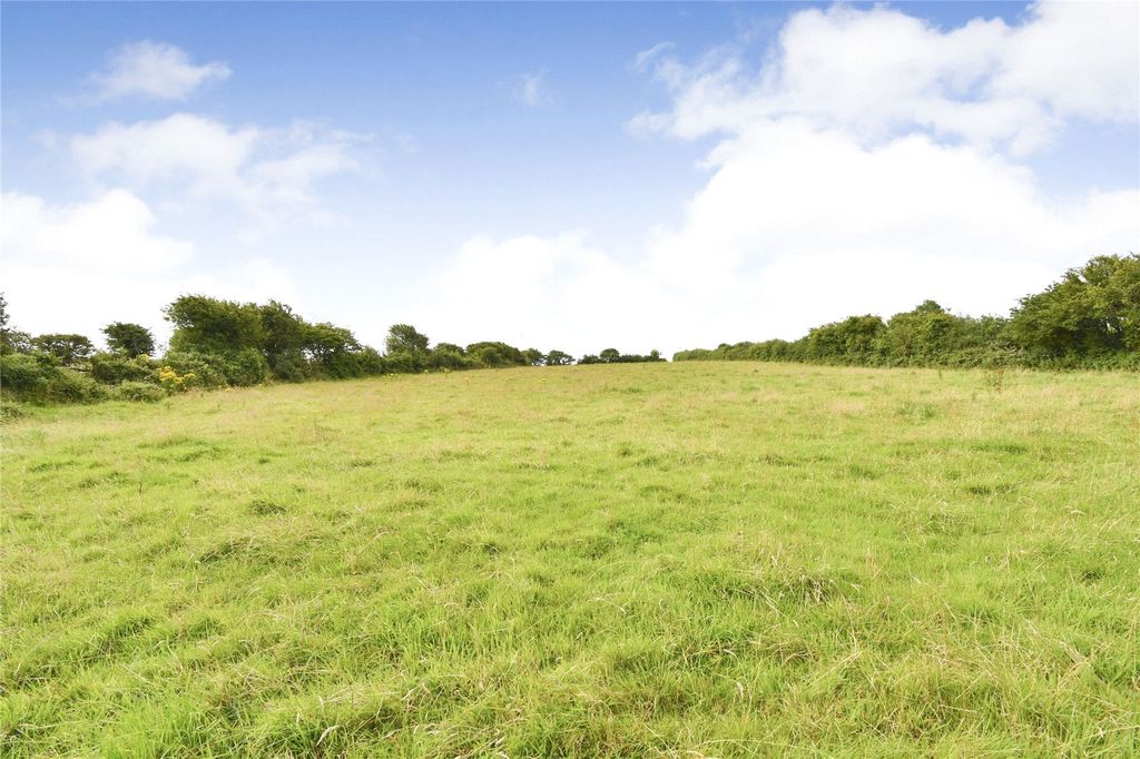 Property photo 2 of 17 Picture No. 06