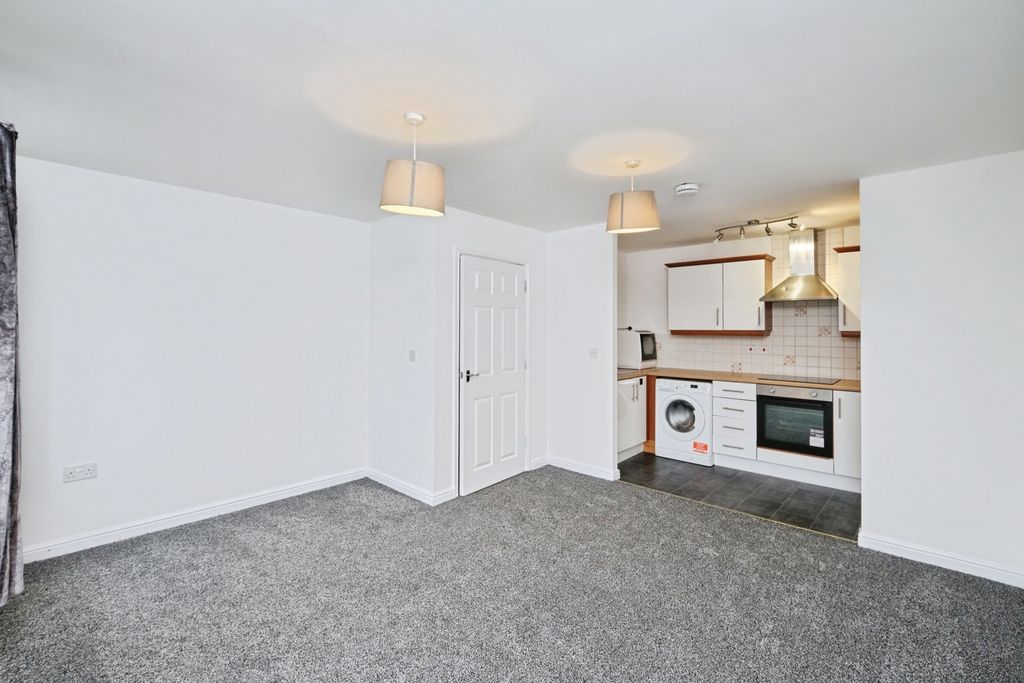 Property photo 3 of 13 Pbox-Img.Jpg