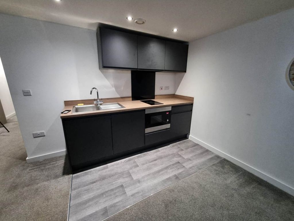 Property photo 3 of 12 20250916_103343