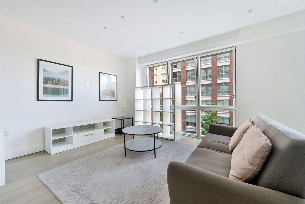 Property photo 2 of 11 Perseus Court