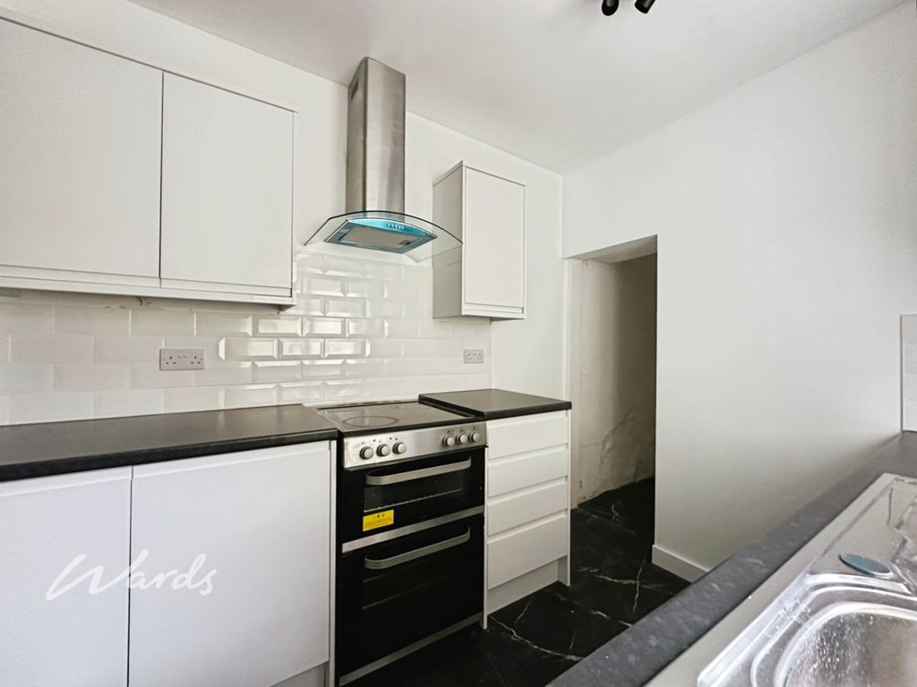 Property photo 2 of 23 Kitchen