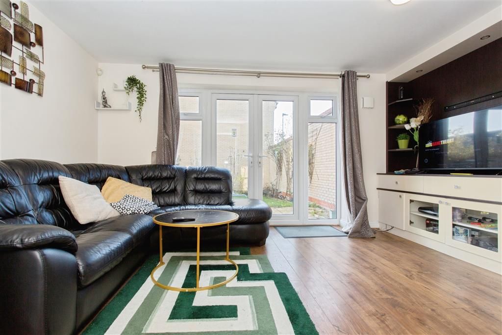 Property photo 2 of 18