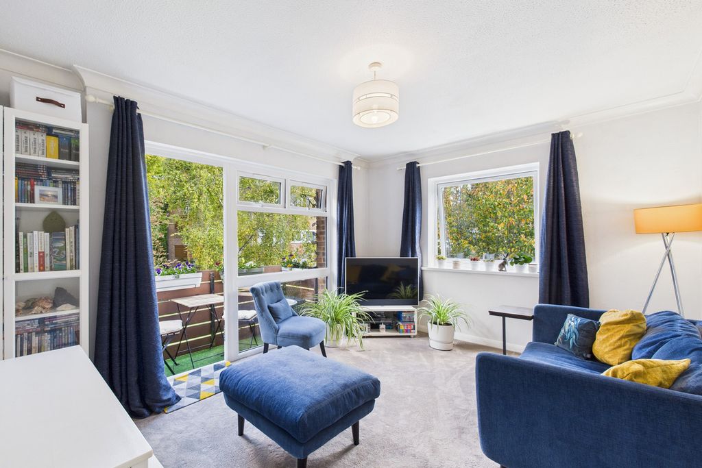 Property photo 1 of 22