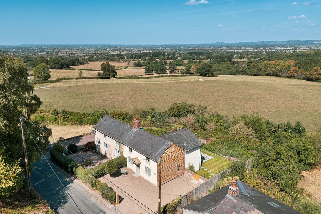 Property photo 1 of 30