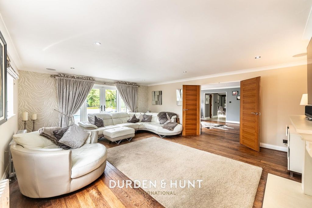 Property photo 3 of 59 Graylands-3.Jpg