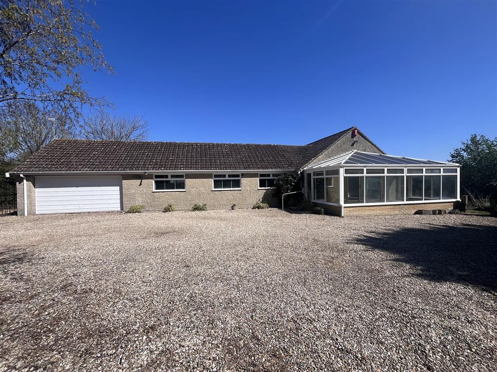 Property photo 1 of 14 Front