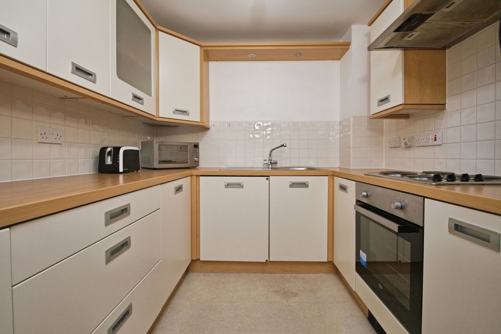 Property photo 2 of 12 Separate Kitchen