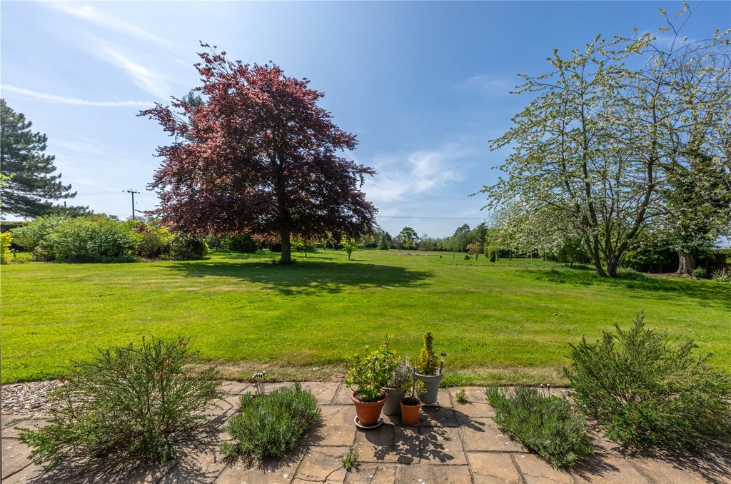 Property photo 3 of 32 Picture No. 10