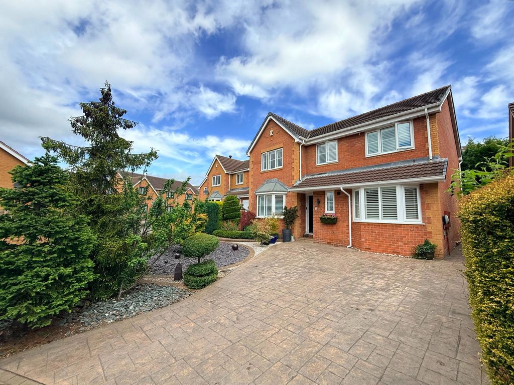 Property photo 1 of 39