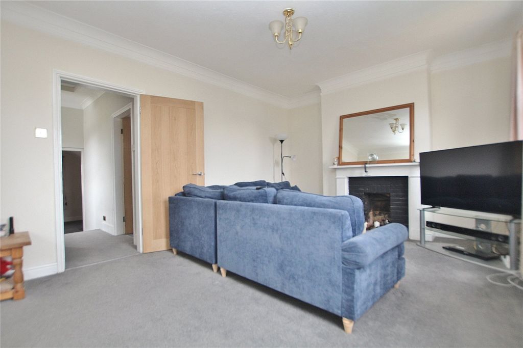Property photo 3 of 7 Picture No. 16