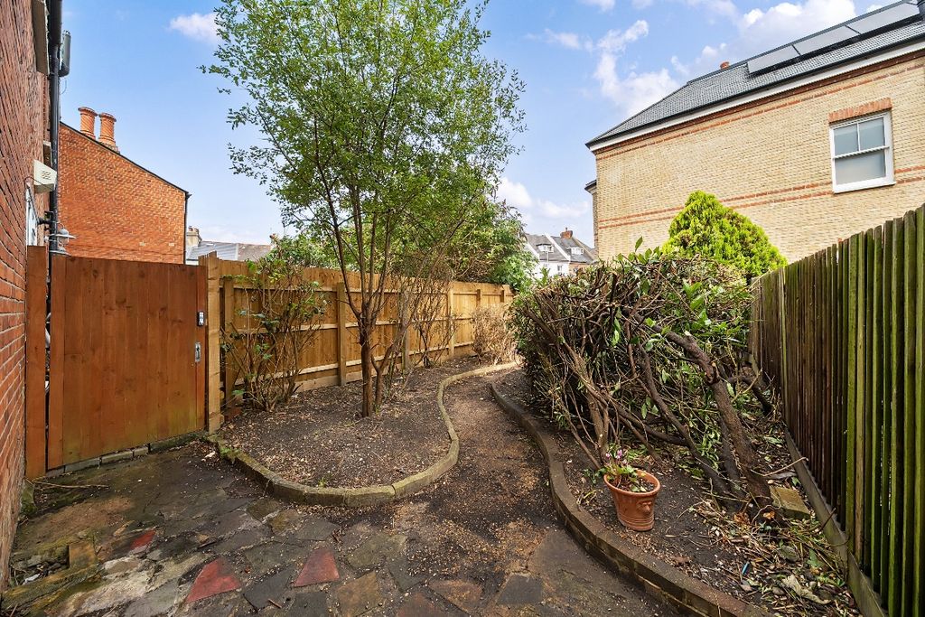 3A Brunswick Road, Kingston Upon Thames KT2, 3 bed maisonette for sale ...