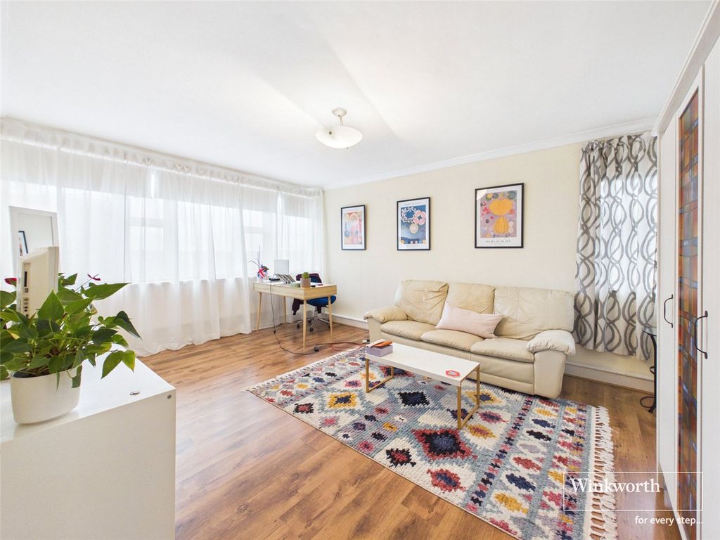 Property photo 1 of 16 Picture No. 08