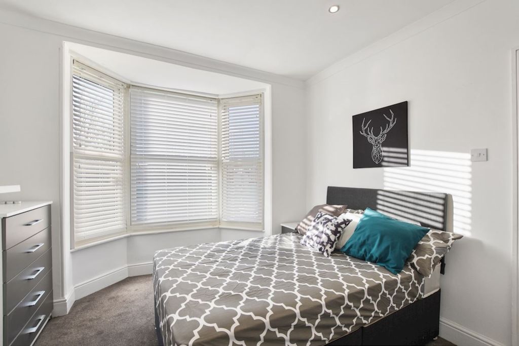 Property photo 2 of 7 276966_2_3118234