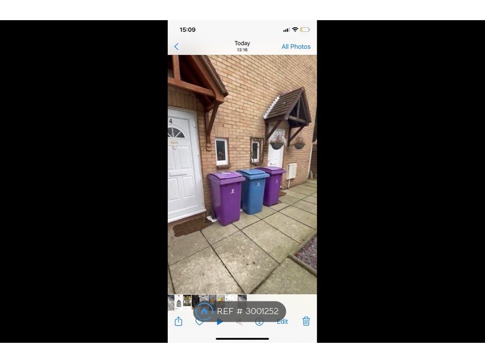 Property photo 2 of 11