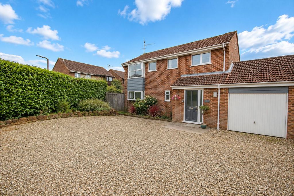 Property photo 1 of 24