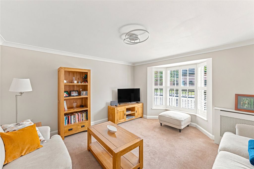 Property photo 2 of 36 Picture No. 45