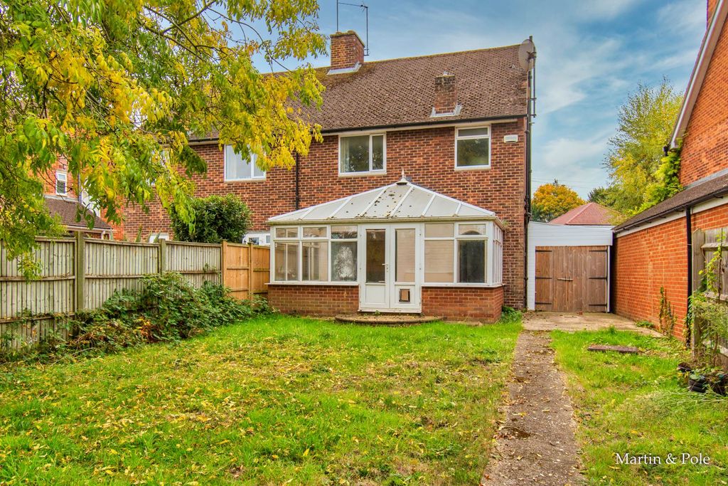 Property photo 2 of 13