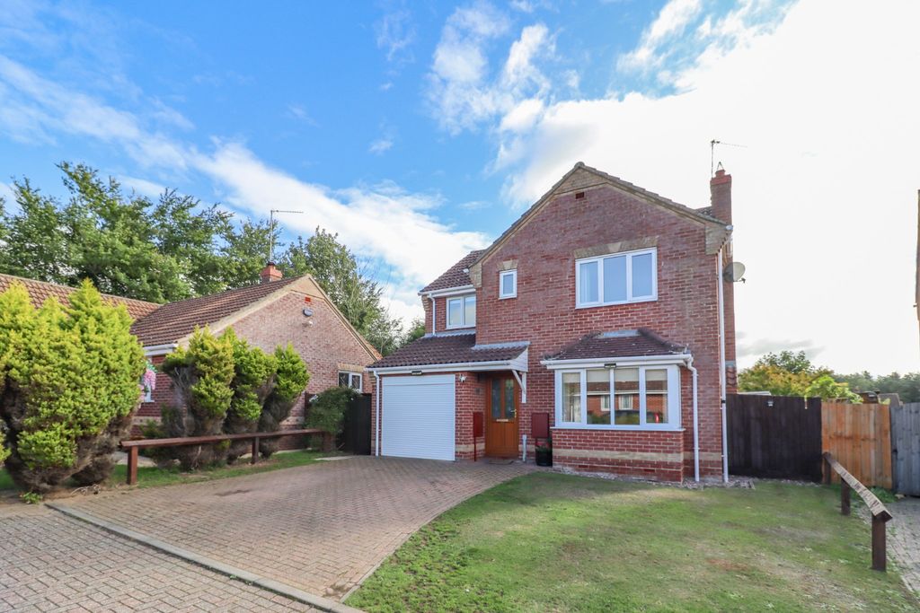 Property photo 1 of 22 4396491