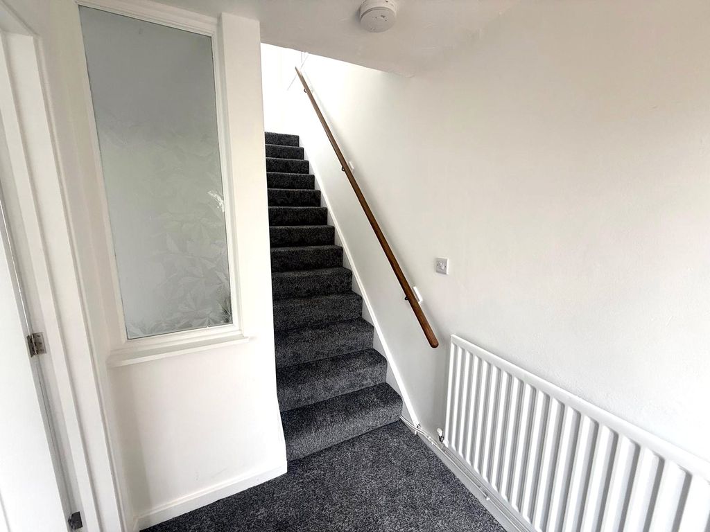 Property photo 2 of 16 Picture No. 04