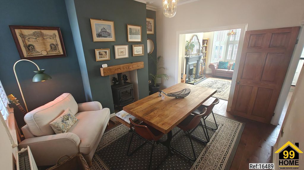 Property photo 2 of 14 Photo 1