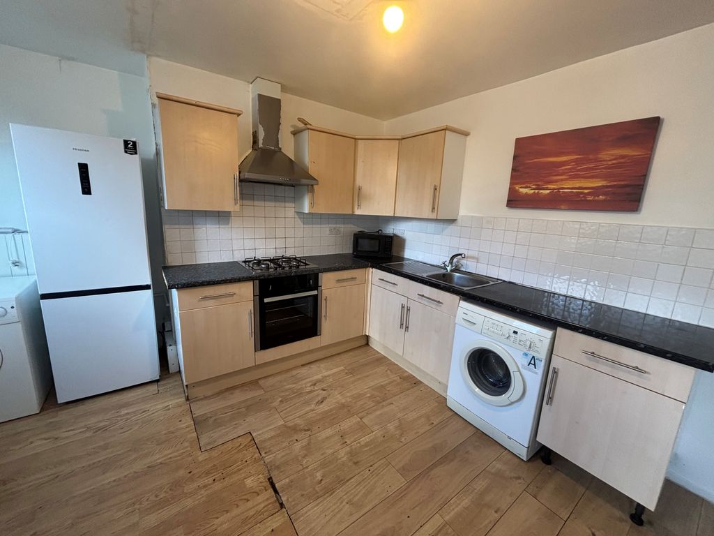 Property photo 2 of 10 Image