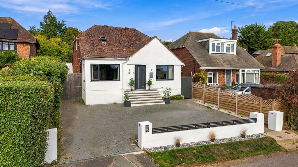 Property photo 1 of 24