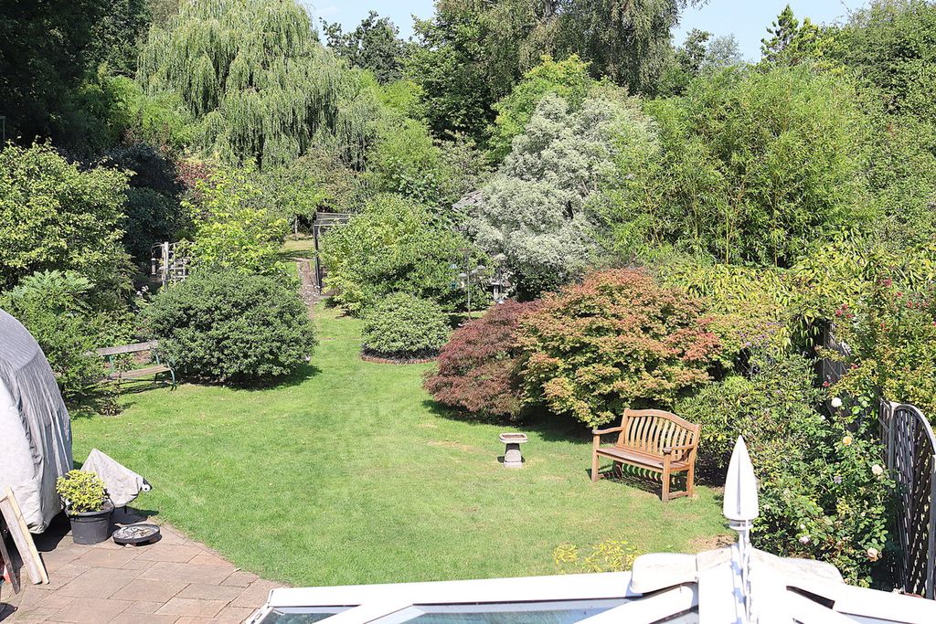 Property photo 2 of 19