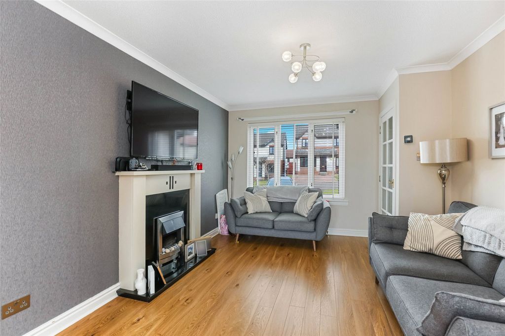 Property photo 2 of 21 Picture No. 18