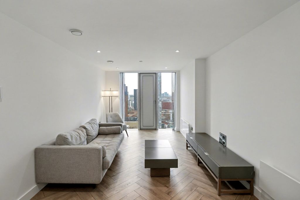 Property photo 1 of 17 Img_4234