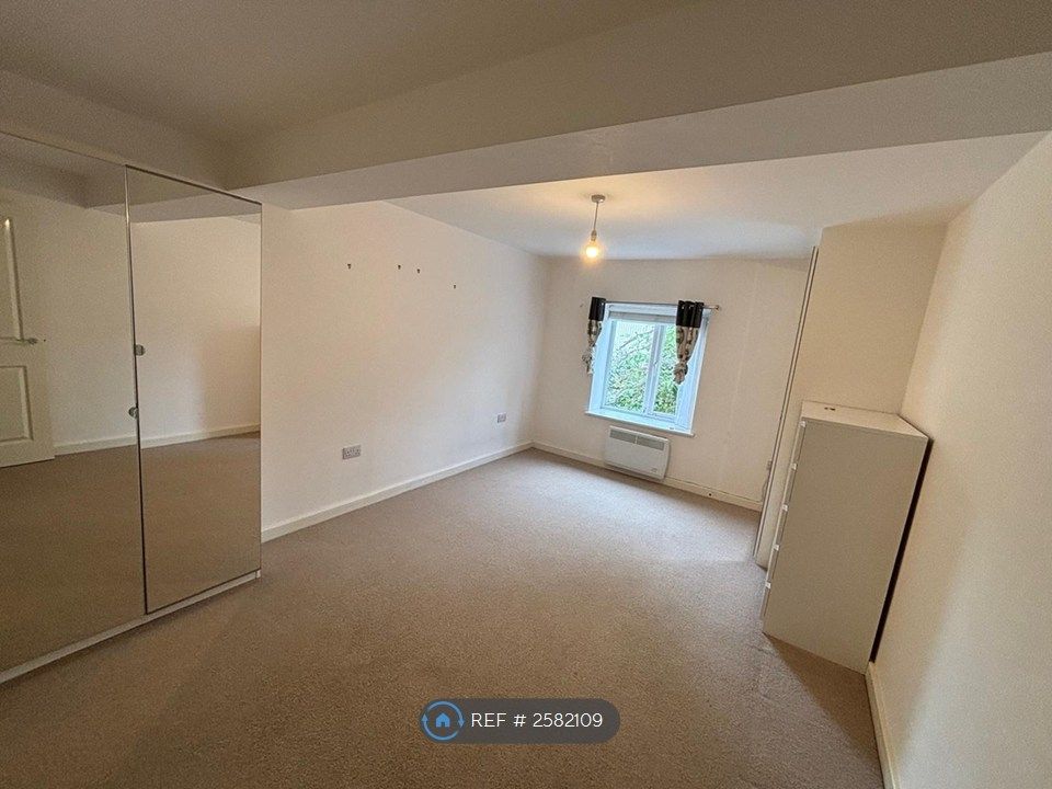 Property photo 3 of 20 Second Bedroom