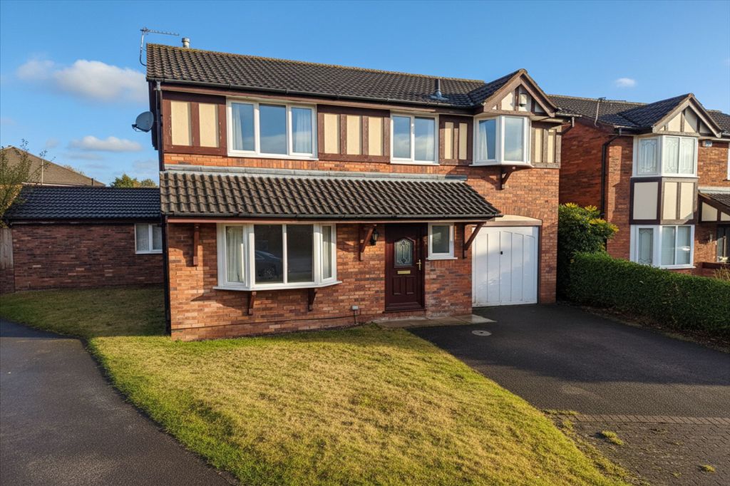 Property photo 1 of 17 (Main)