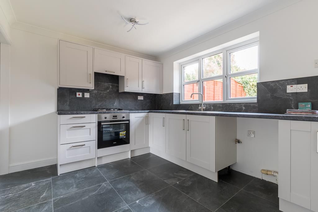 Property photo 2 of 11 Kitchen Diner