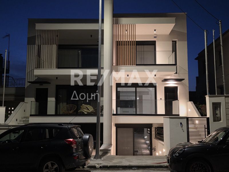 Property photo 1 of 23