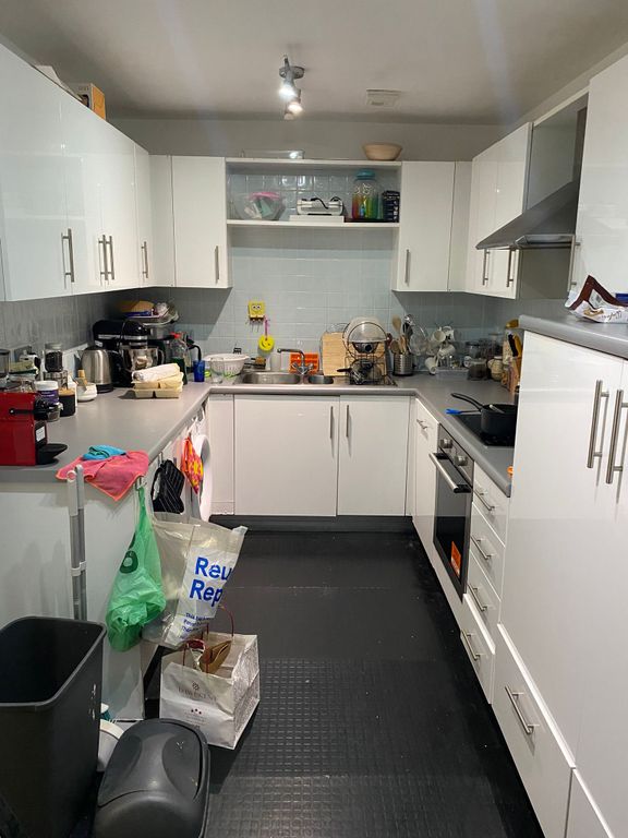 Property photo 3 of 11 Fa0706F3-992A-418F-A02F-E111243291Db