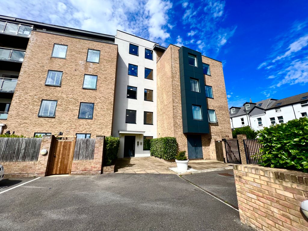 Property photo 1 of 14 20240828_130931257_i