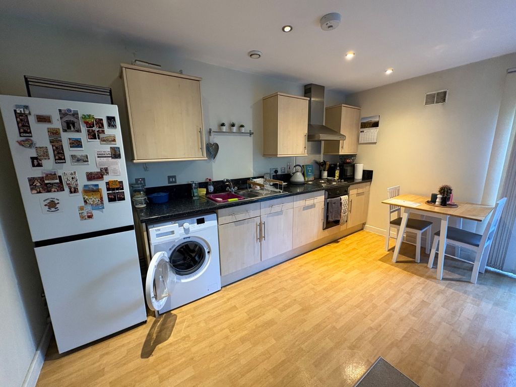 Property photo 2 of 11 Picture No. 02