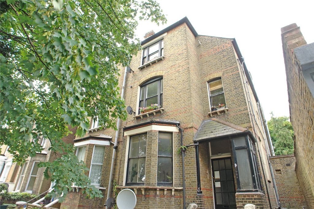 Property photo 1 of 9 External