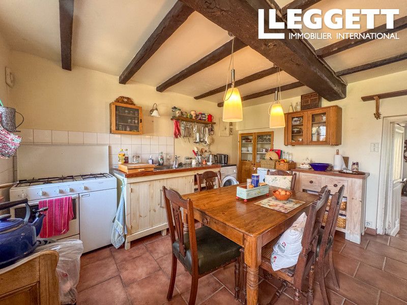 Property photo 3 of 10