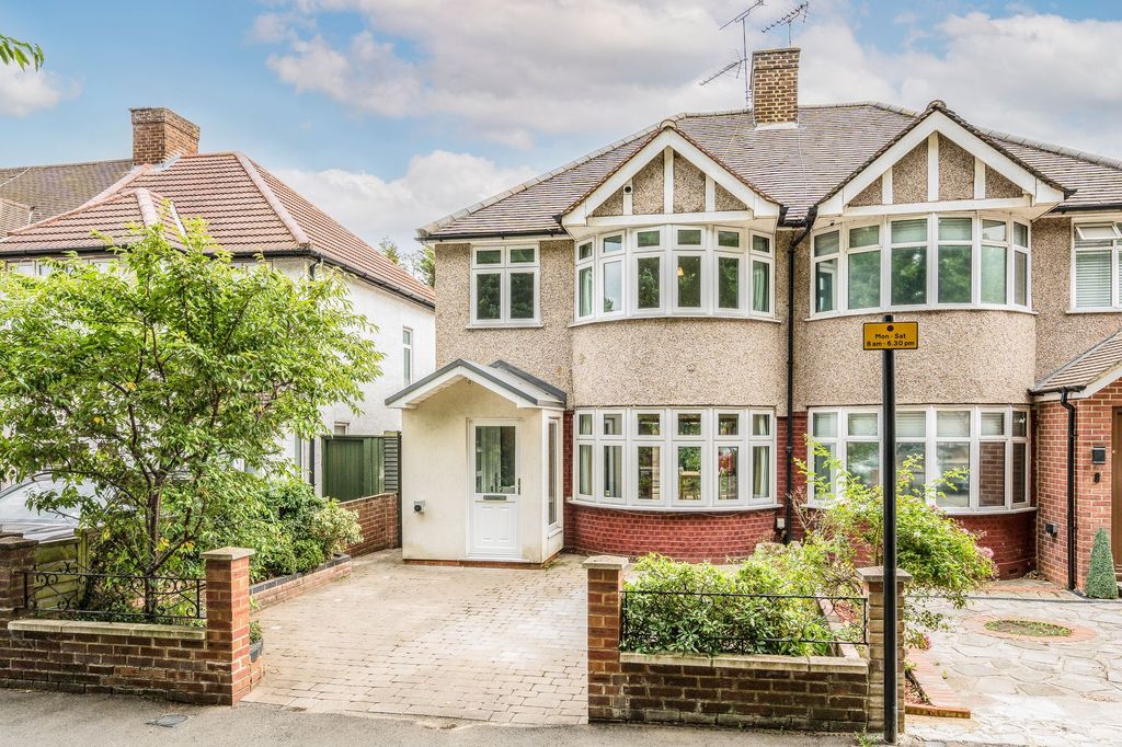 Property photo 1 of 13
