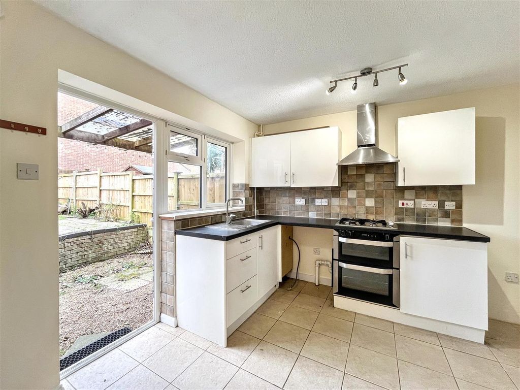 Property photo 2 of 10 Img_5333.Jpg