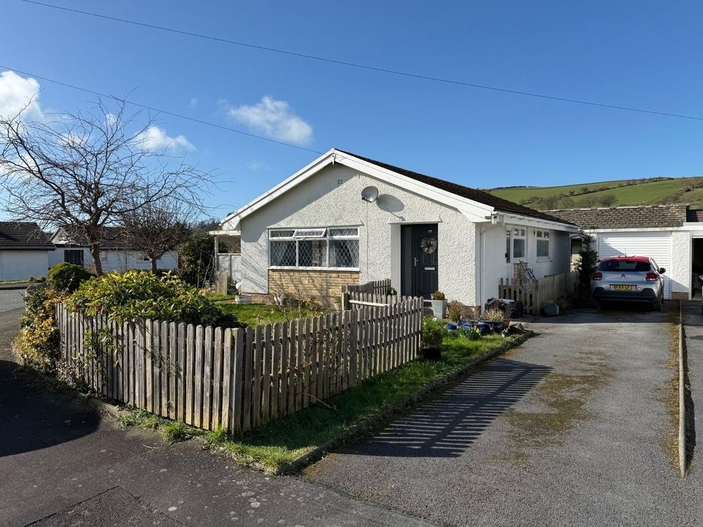 Property photo 1 of 21