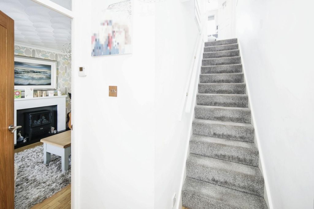 Property photo 2 of 24 4-2.Jpg