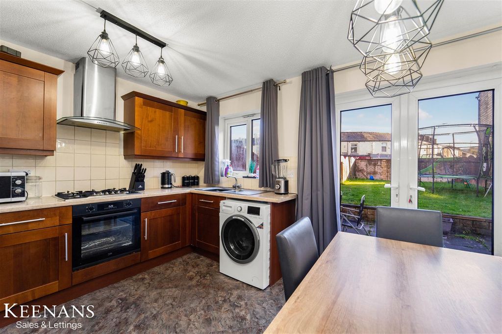 Property photo 2 of 22 2.Jpg