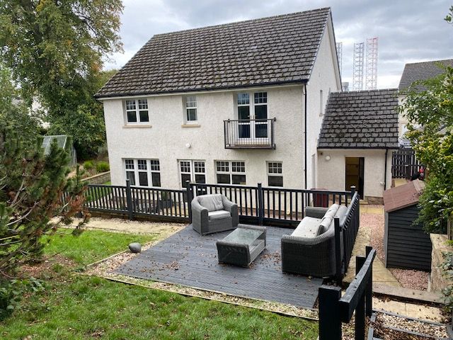 Property photo 2 of 42