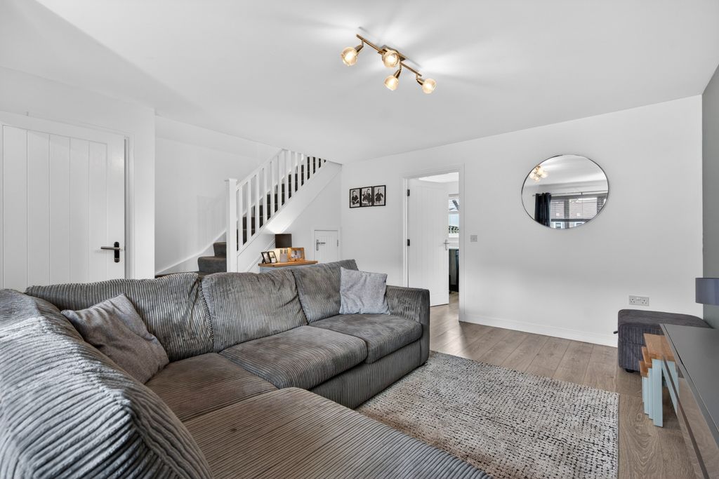 Property photo 3 of 35 5144996